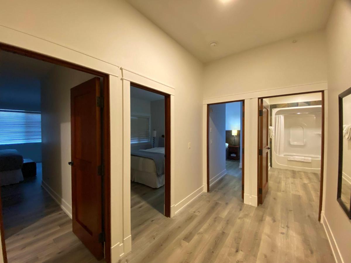 Spectacular Penthouse With Amazing Views, Indoor Pool And Hot Tub 호텔 캔모어 외부 사진